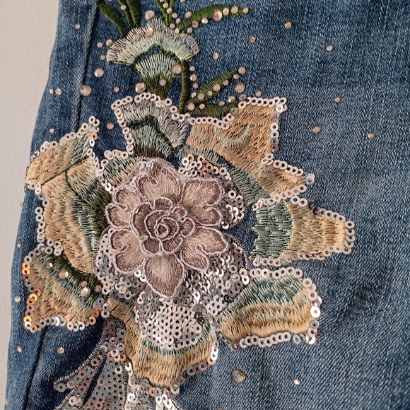 Bebe Y2K Embellished 3D Floral Skinny Denim Jeans Medium Wash 29 - Picture 9 of 11